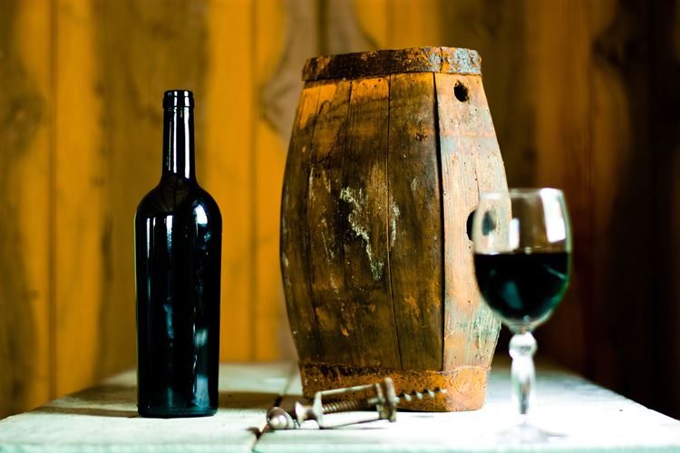 Čtvrtek - Výlet na mys Rodonit a návštěva vinařství Duka